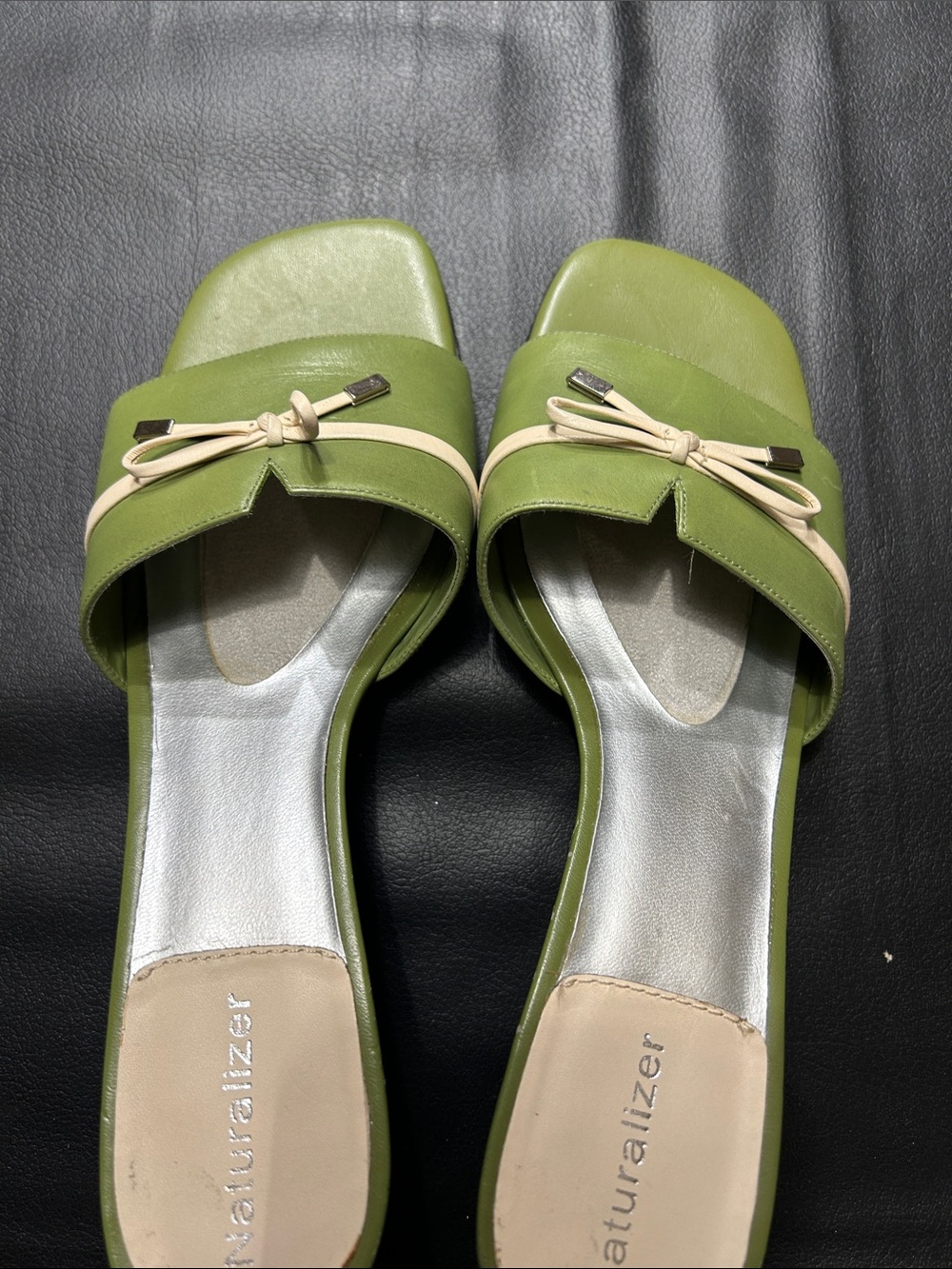 Naturalizer Olive Green and Cream Bow Slide Mules - Picture 4 of 6